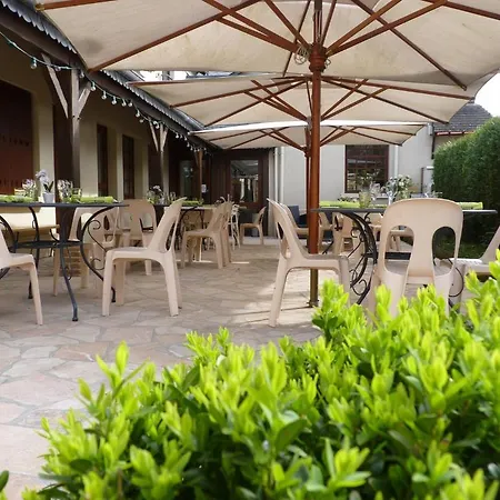 فندق Hotel-restaurant La P'tite *